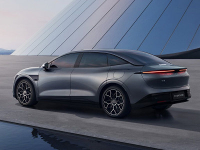 Новый автомобиль Zeekr 007