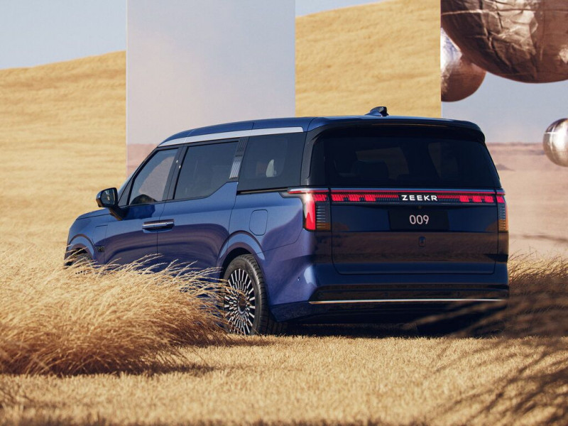 Новый автомобиль Zeekr 009 — 6