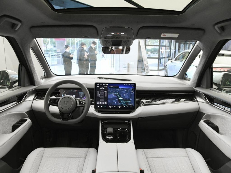 Новый автомобиль Zeekr 009 — 7