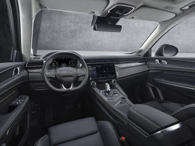 Новый автомобиль Lynk&co 01