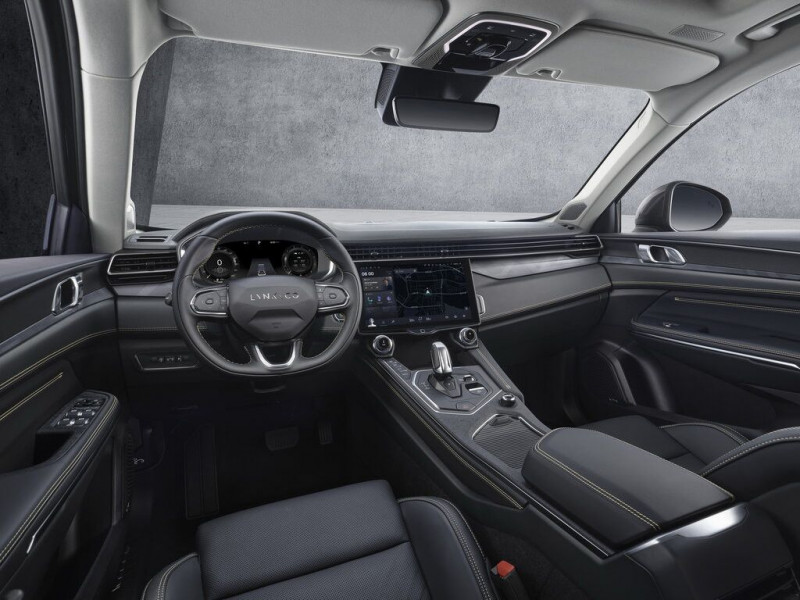 Новый автомобиль Lynk&co 01 — 11