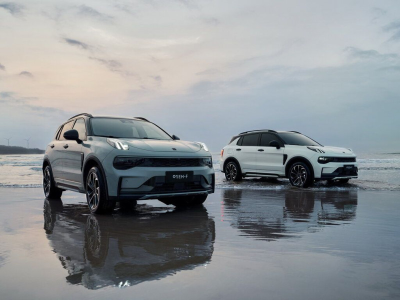 Новый автомобиль Lynk&co 01 — 4