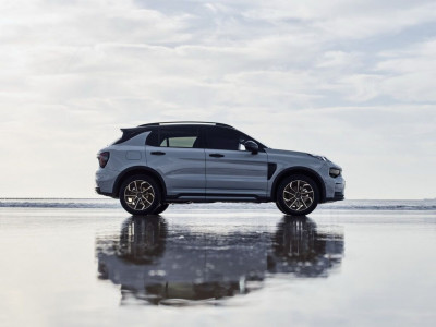 Новый автомобиль Lynk&co 01