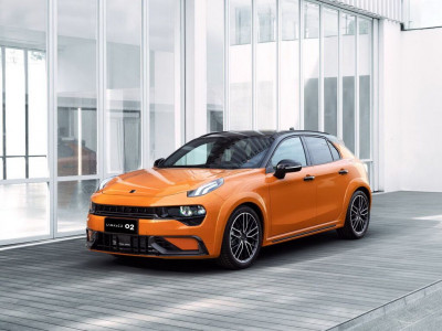 Новый автомобиль Lynk&co 02 hatchback