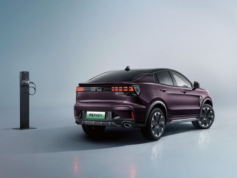 Новый автомобиль Lynk&co 05 — 11
