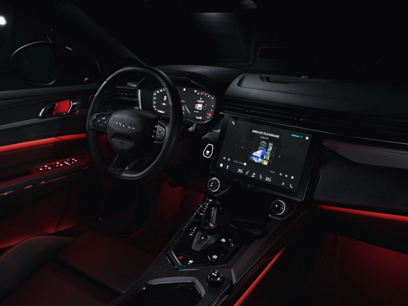 Новый автомобиль Lynk&co 05 — 13