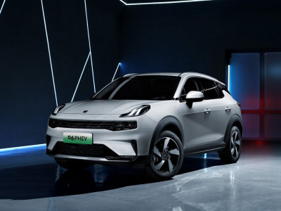 Новый автомобиль Lynk&co 06