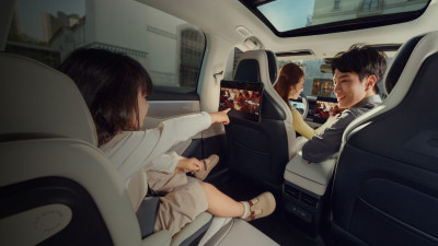 Новый автомобиль Lynk&co 07