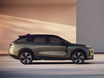 Новый автомобиль Lynk&co 08