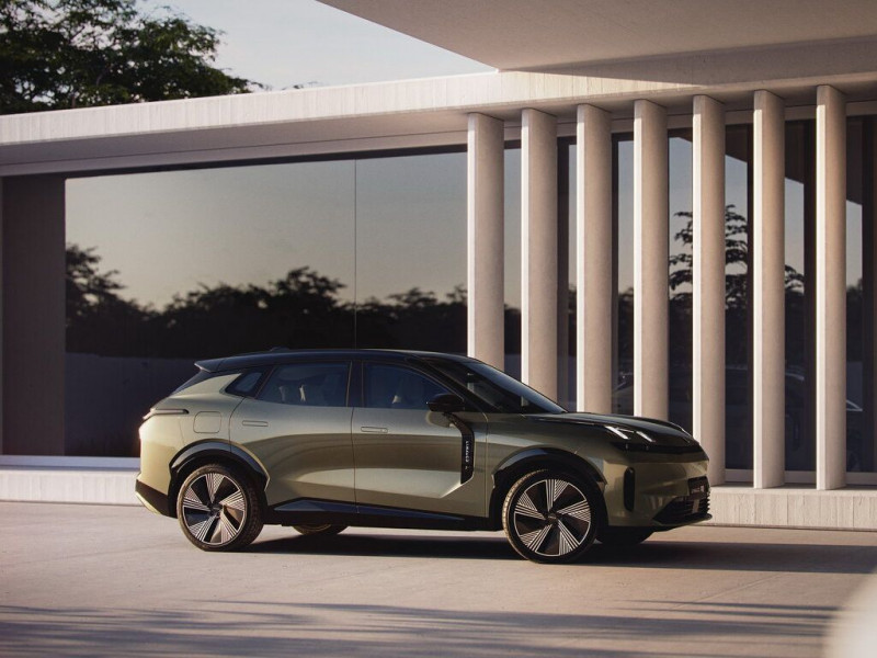 Новый автомобиль Lynk&co 08 — 12