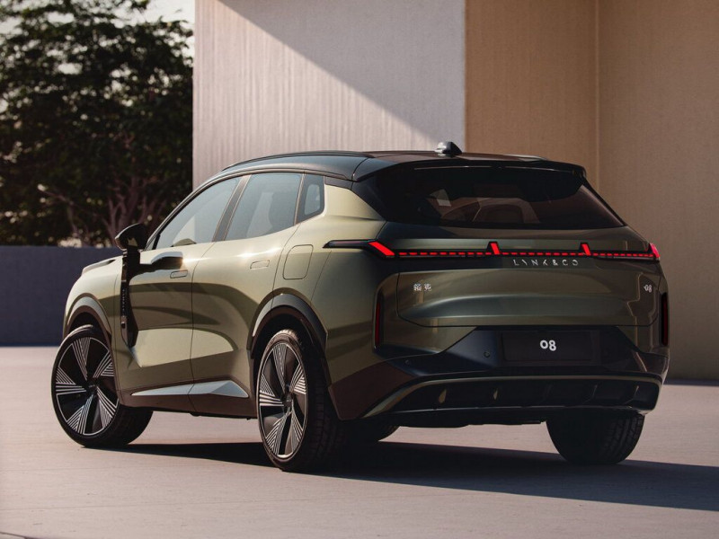 Новый автомобиль Lynk&co 08 — 9
