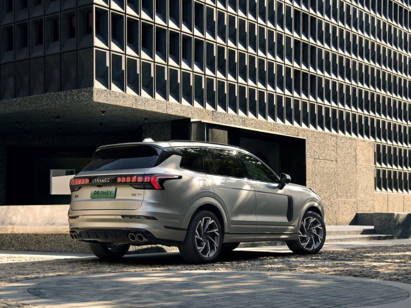 Новый автомобиль Lynk&co 09 — 10