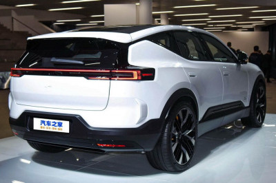 Новый автомобиль Polestar 3