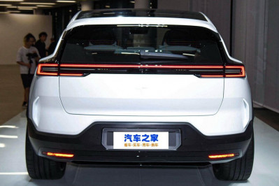 Новый автомобиль Polestar 3