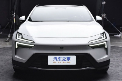 Новый автомобиль Polestar 4