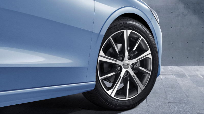 Новый автомобиль Geely 4th generation emgrand hybrid — 13