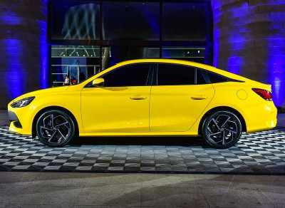 Новый автомобиль Mg 5