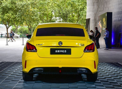 Новый автомобиль Mg 5