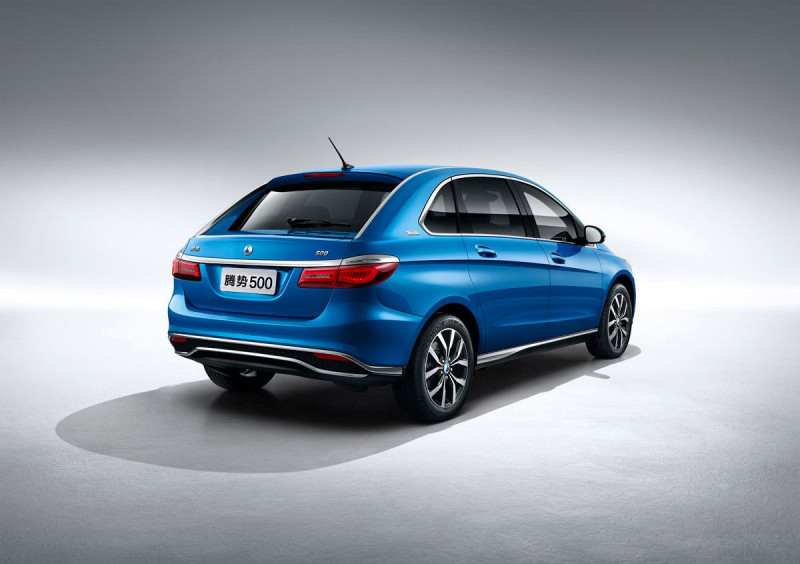 Автомобиль Denza 500 — 18