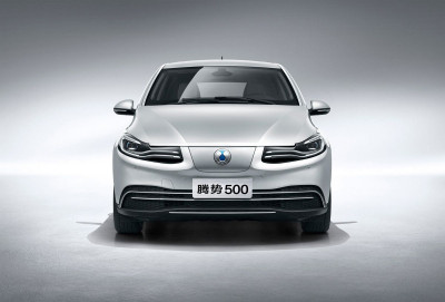 Автомобиль Denza 500