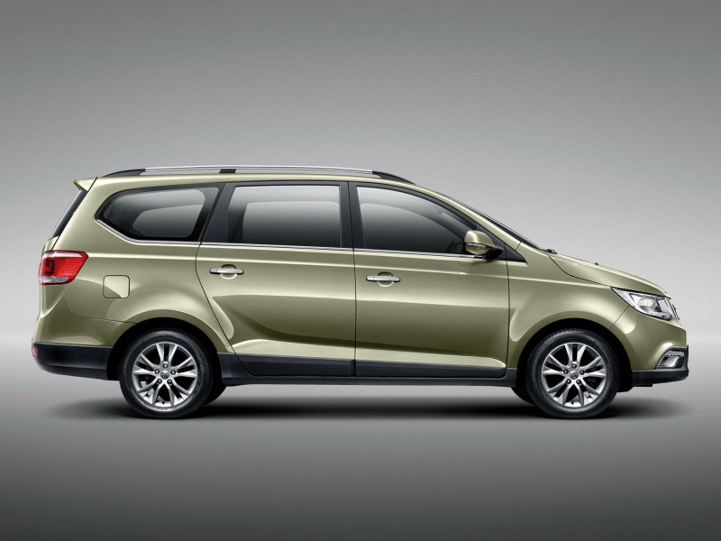 Новый автомобиль Baojun 730 — 8