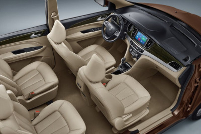 Новый автомобиль Baojun 730