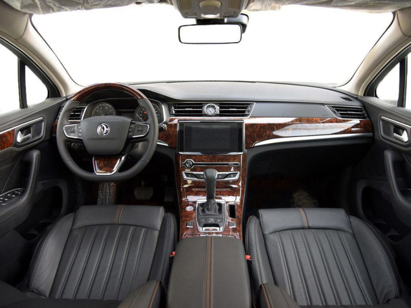 Автомобиль Dongfeng A9 — 16