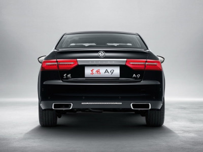 Автомобиль Dongfeng A9