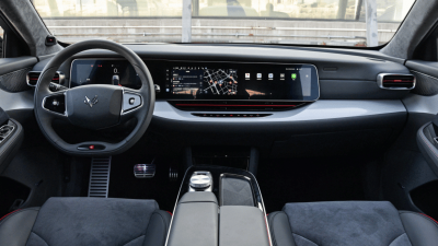 Новый автомобиль Arcfox &alpha;т