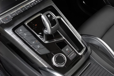 Новый автомобиль Geely Atlas pro