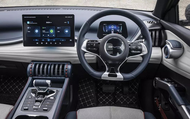 Автомобиль Byd Atto 3 — 11