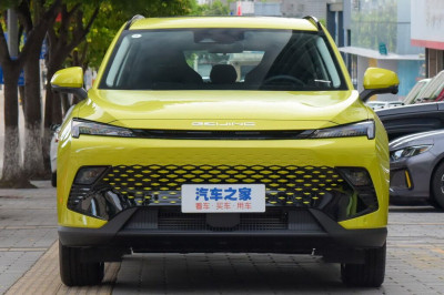 Новый автомобиль Baic group Beijing rubics cube