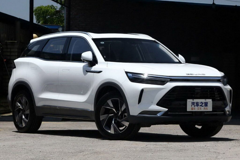 Автомобиль Baic group Beijing x7 phev — 2
