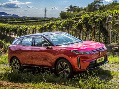 Новый автомобиль Faw Bestune e01