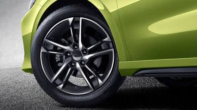 Новый автомобиль Geely Binrui cool