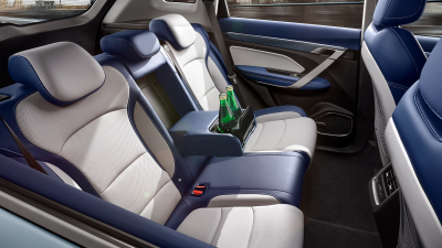 Новый автомобиль Geely Boyue x