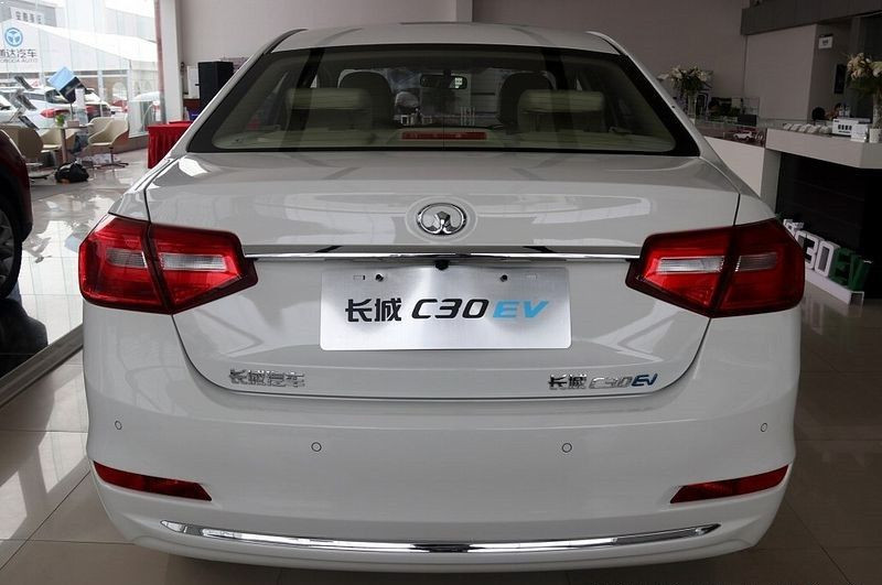 Автомобиль Great wall C30 ev — 6