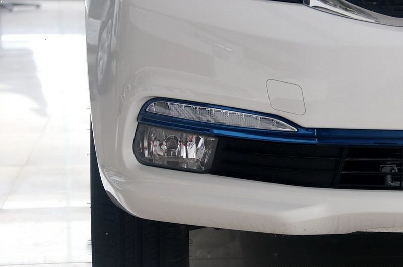 Автомобиль Great wall C30 ev — 8