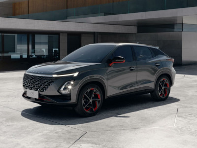 Новый автомобиль Omoda C5