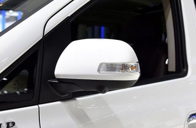 Автомобиль Dongfeng Cm7