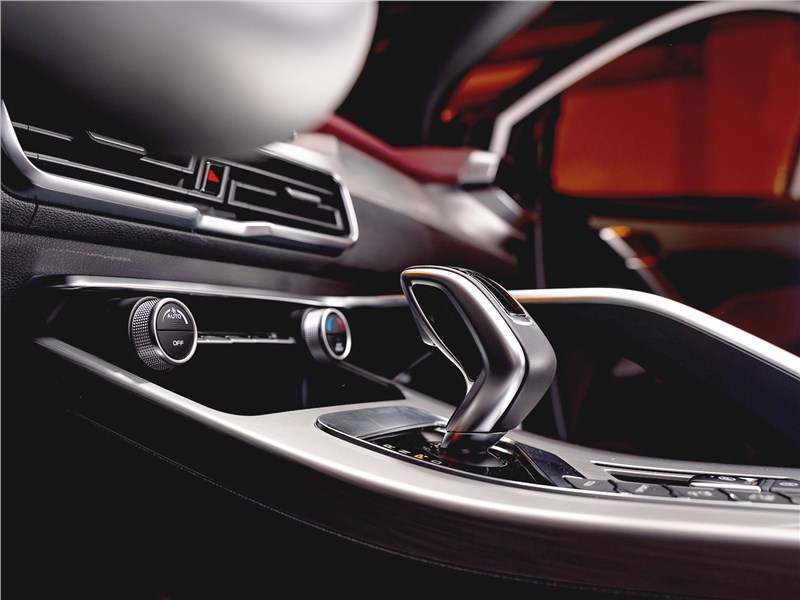 Автомобиль Geely Coolray — 13