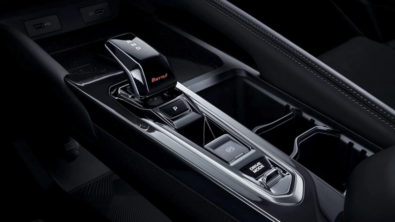 Автомобиль Geely Coolray — 15