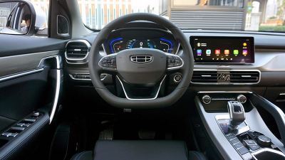 Автомобиль Geely Coolray