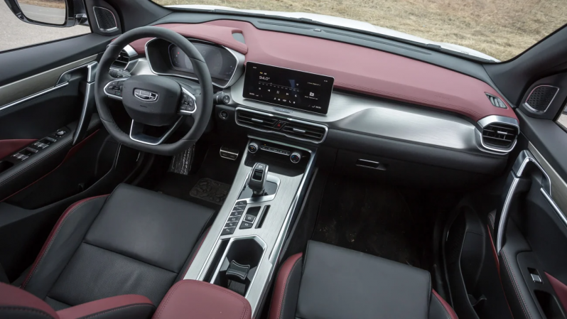 Автомобиль Geely Coolray — 10