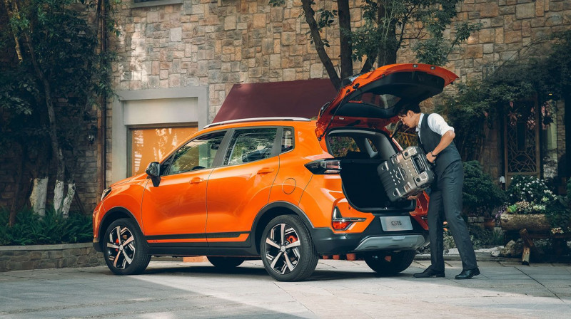 Автомобиль Changan Cs15 — 6