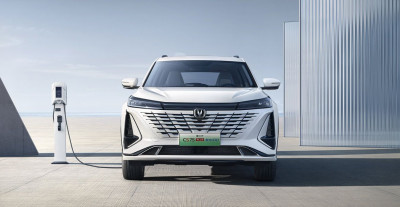 Новый автомобиль Changan Cs75 plus idd