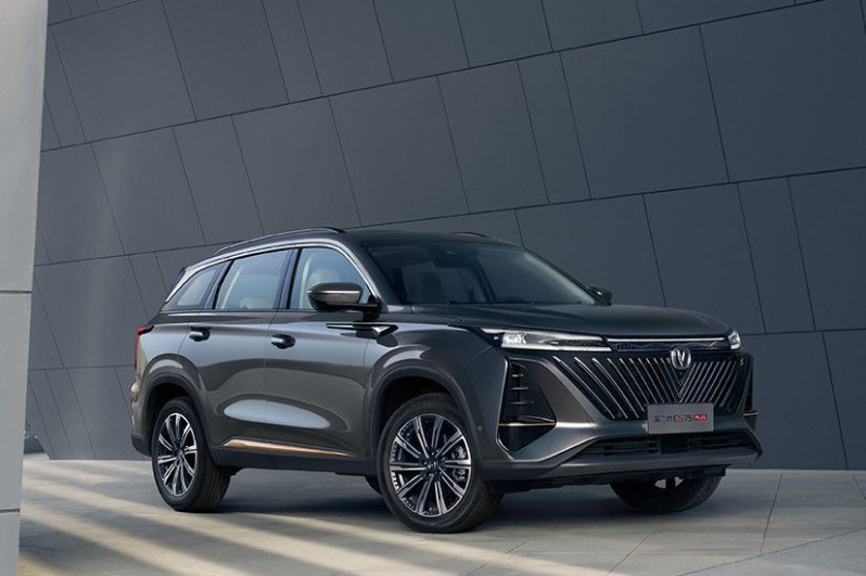 Автомобиль Changan Cs75 plus the second generation — 7