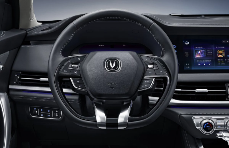 Автомобиль Changan Cs95 — 13