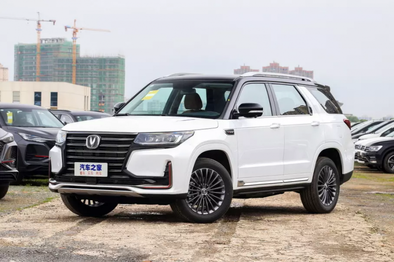 Автомобиль Changan Cs95 — 5