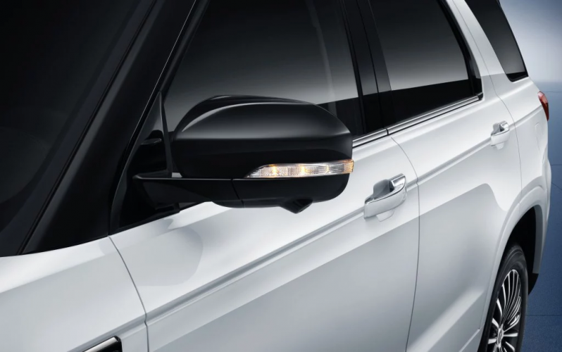 Автомобиль Changan Cs95 — 8